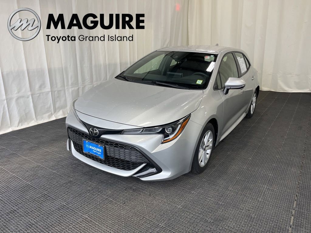 Used 2021 Toyota Corolla SE w/ SE Preferred Package image 1