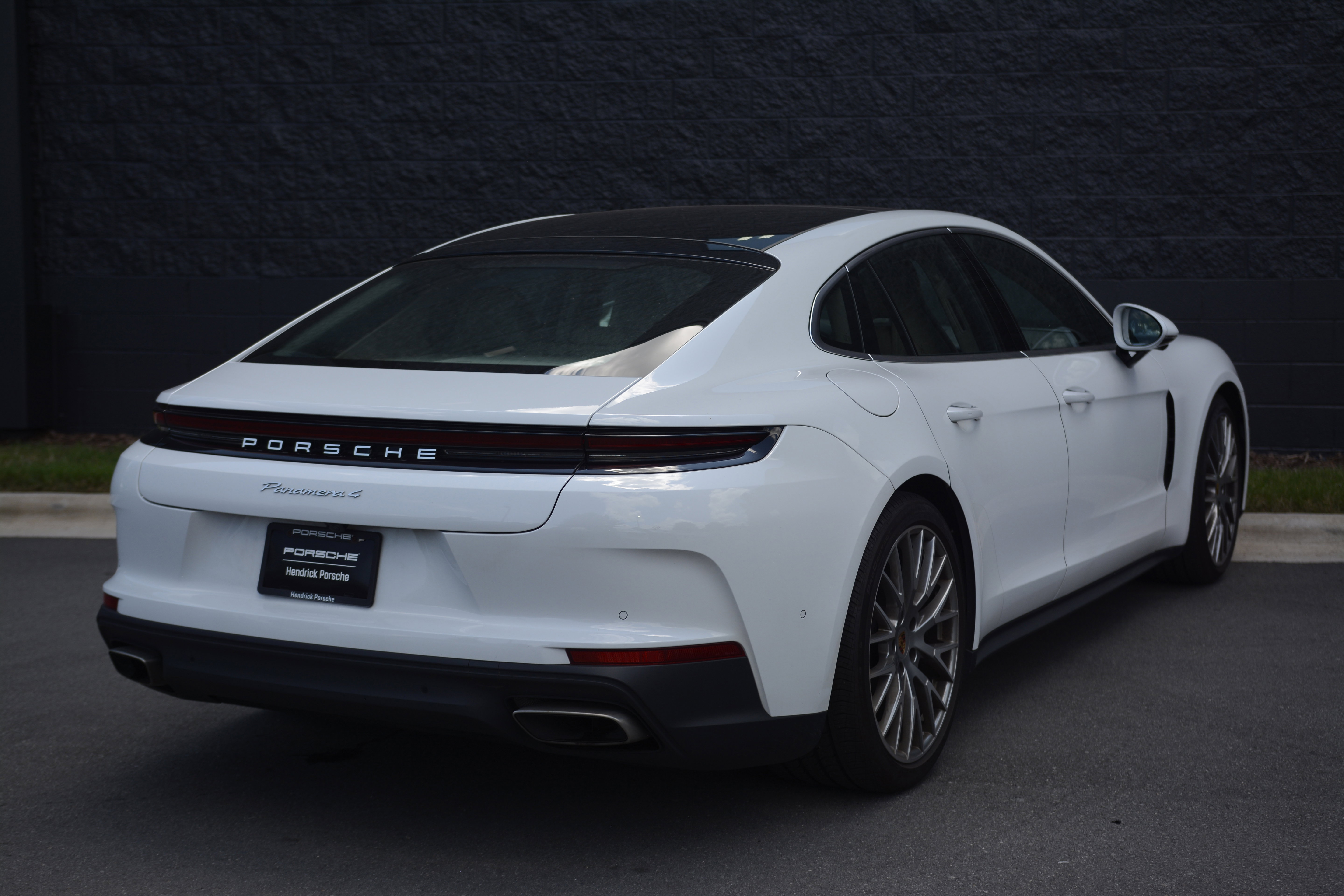 Certified 2024 Porsche Panamera 4 AWD/4WD image 7