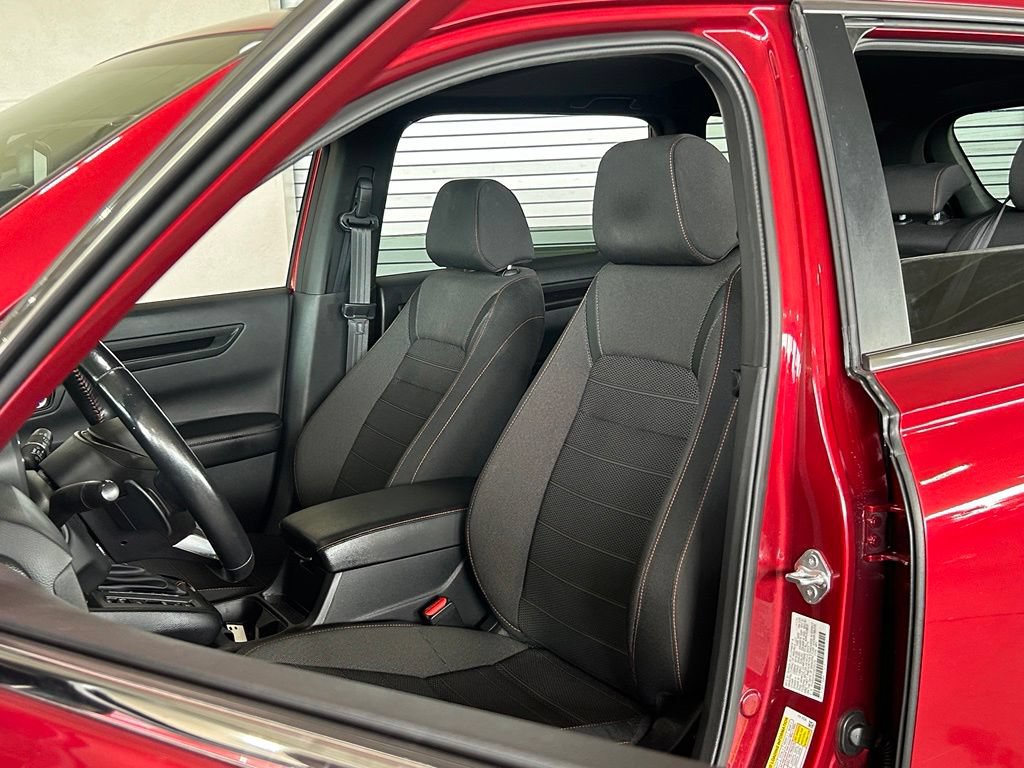 Used 2025 Honda CR-V Sport image 15