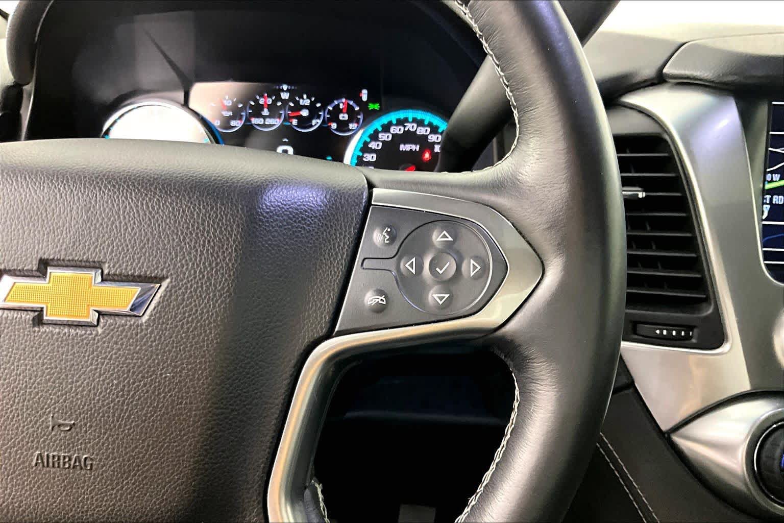 Used 2017 Chevrolet Suburban Premier AWD/4WD image 23