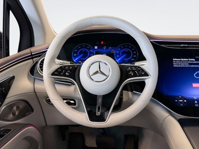 Certified 2023 Mercedes-Benz EQS 580 4MATIC SUV image 14