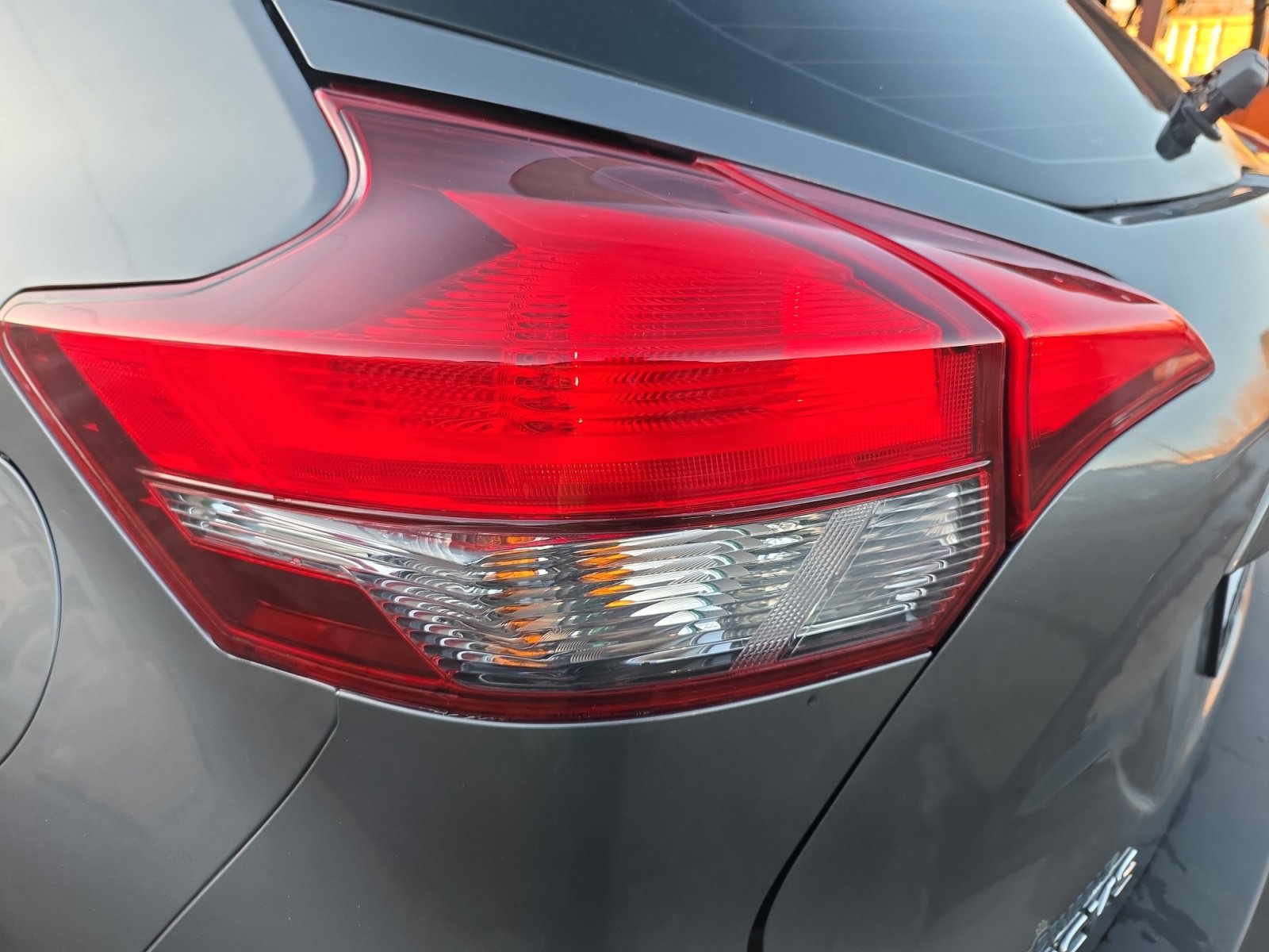 Used 2020 Nissan Kicks S image 24