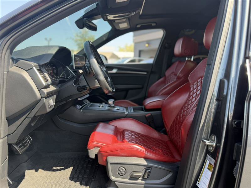 Used 2018 Audi SQ5 Premium Plus w/ Navigation Package AWD/4WD image 13