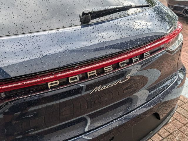 Used 2021 Porsche Macan S image 16