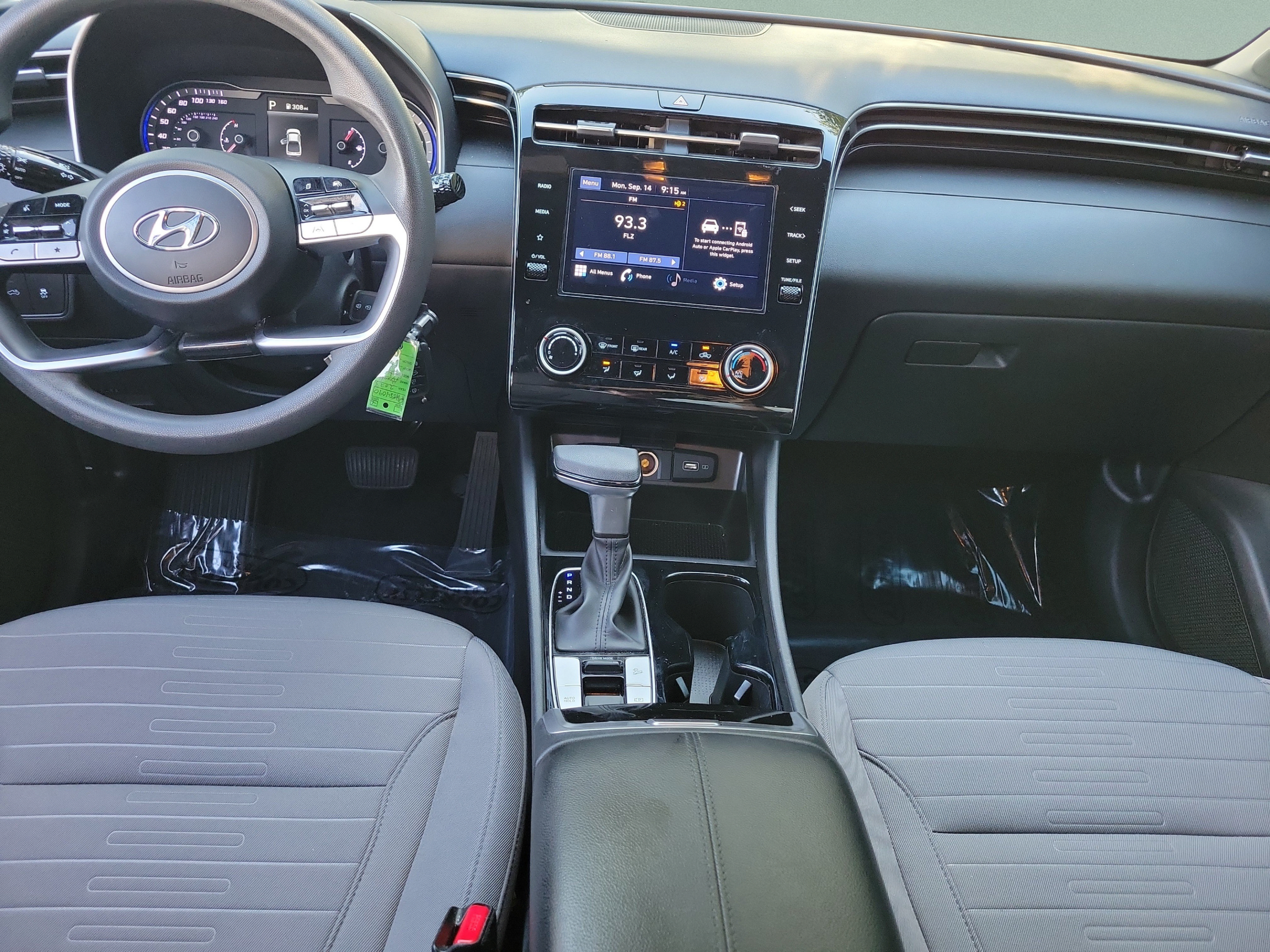Used 2023 Hyundai Santa Cruz SE FWD image 10