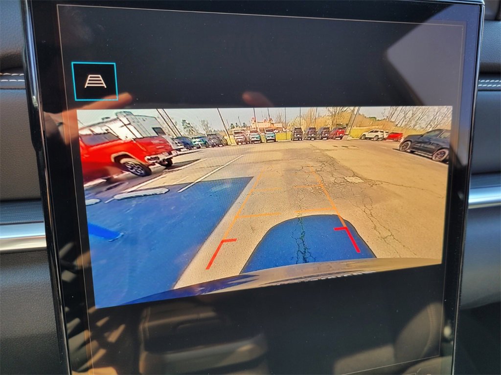 New 2025 GMC Terrain Elevation image 16