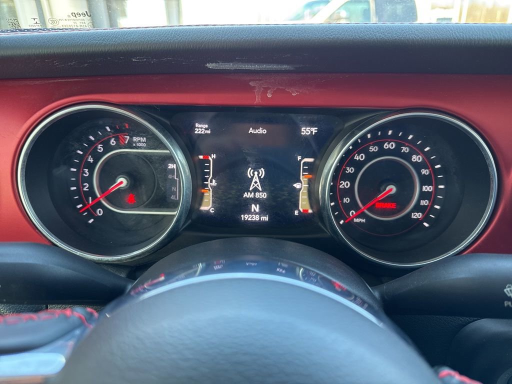 Used 2022 Jeep Gladiator Rubicon w/ Cold Weather Group AWD/4WD image 30