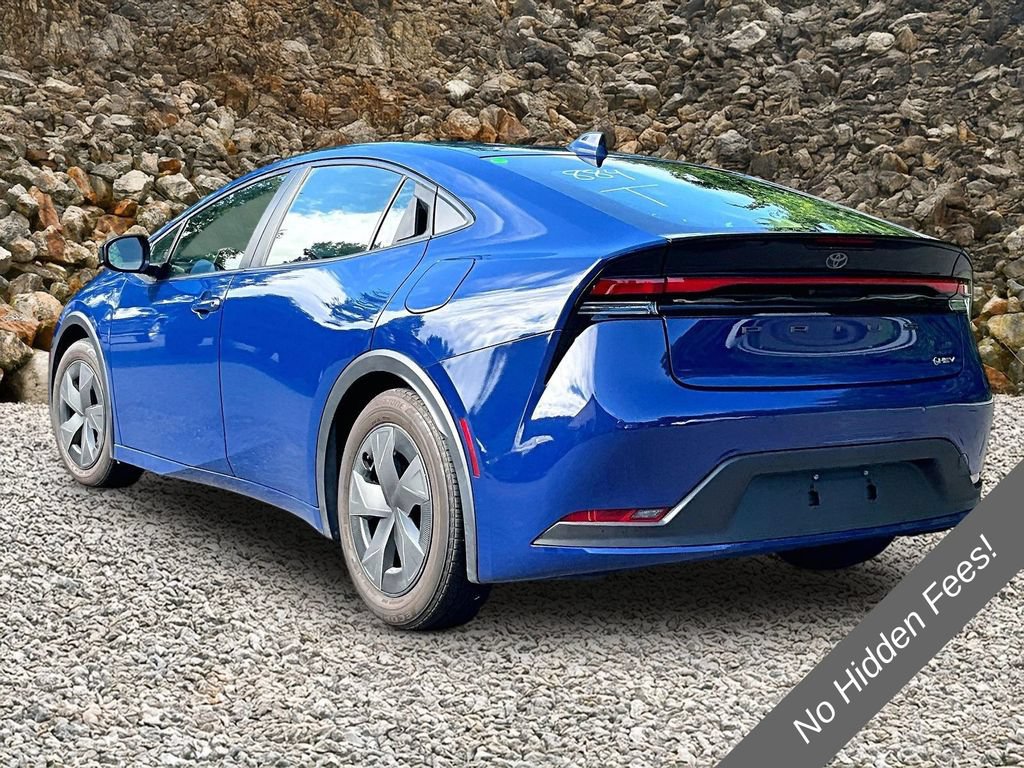 Used 2023 Toyota Prius LE FWD image 8