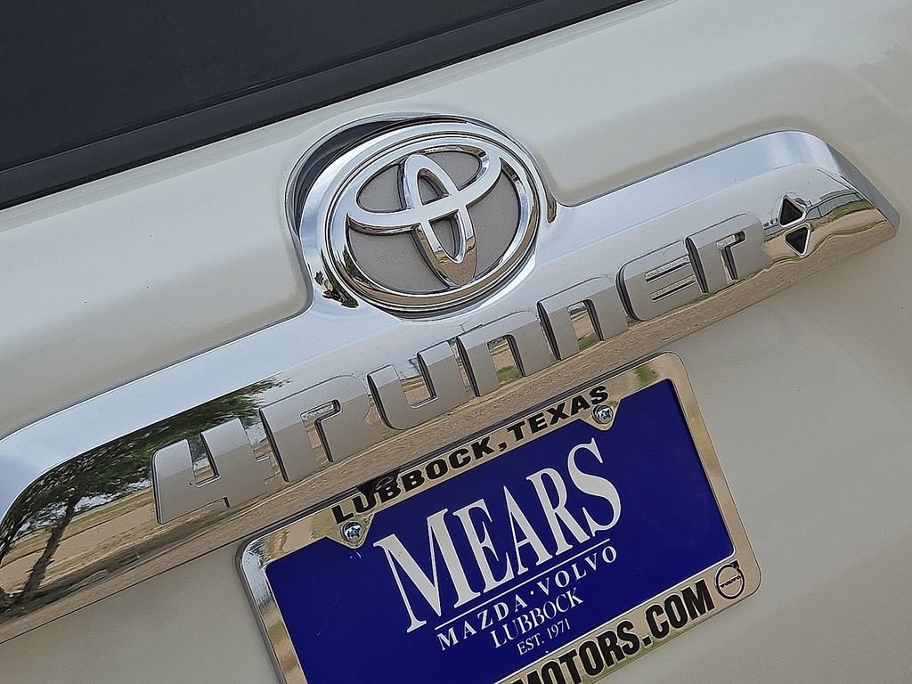 Used 2015 Toyota 4Runner Limited RWD image 12