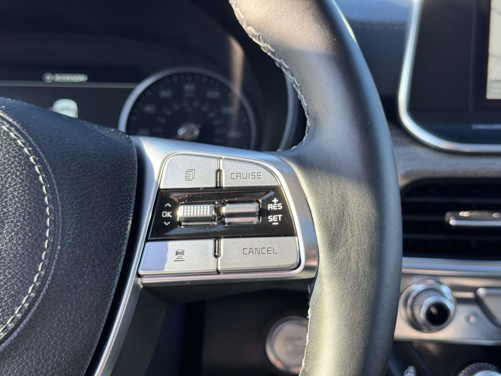 Used 2021 Kia Telluride SX w/ SX Prestige Package AWD/4WD image 8