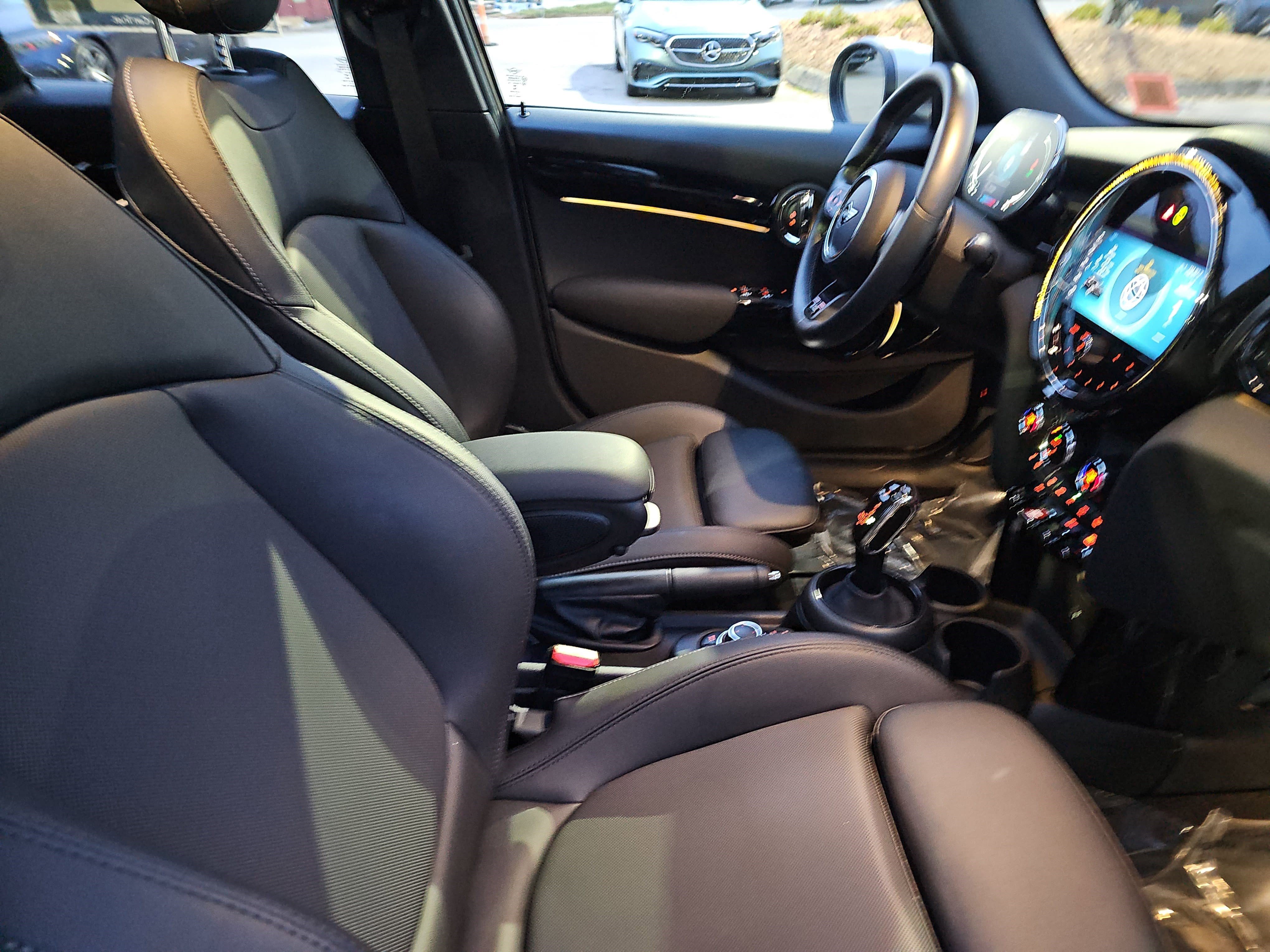 Used 2023 MINI Cooper S image 10