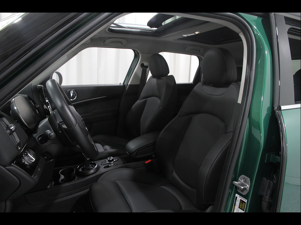 Used 2024 MINI Cooper Countryman S w/ Premium Package AWD/4WD image 5