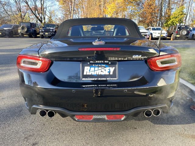 Used 2018 FIAT 124 Spider Abarth w/ Convenience Group RWD image 25