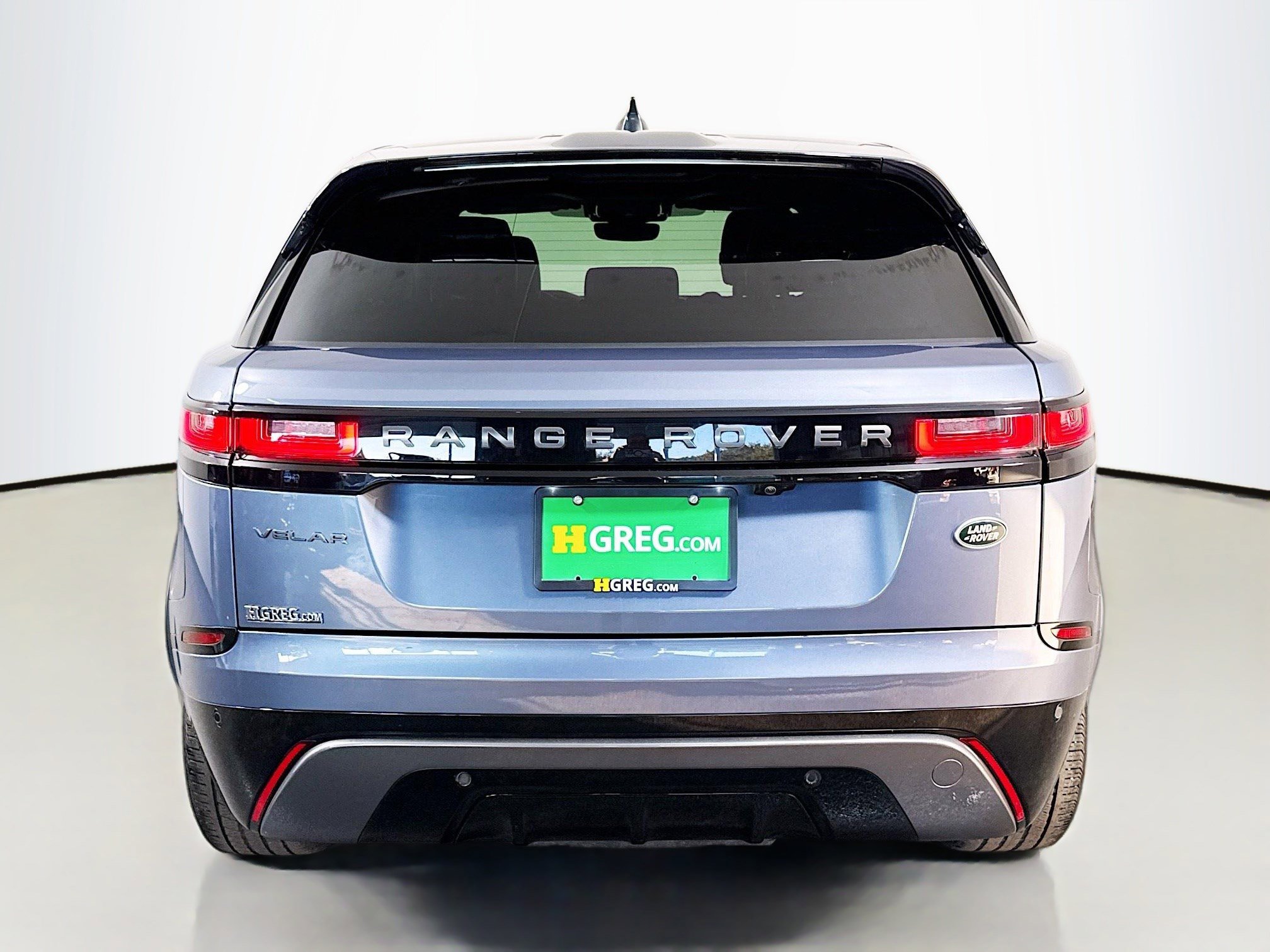 Used 2023 Land Rover Range Rover Velar R-Dynamic S image 8