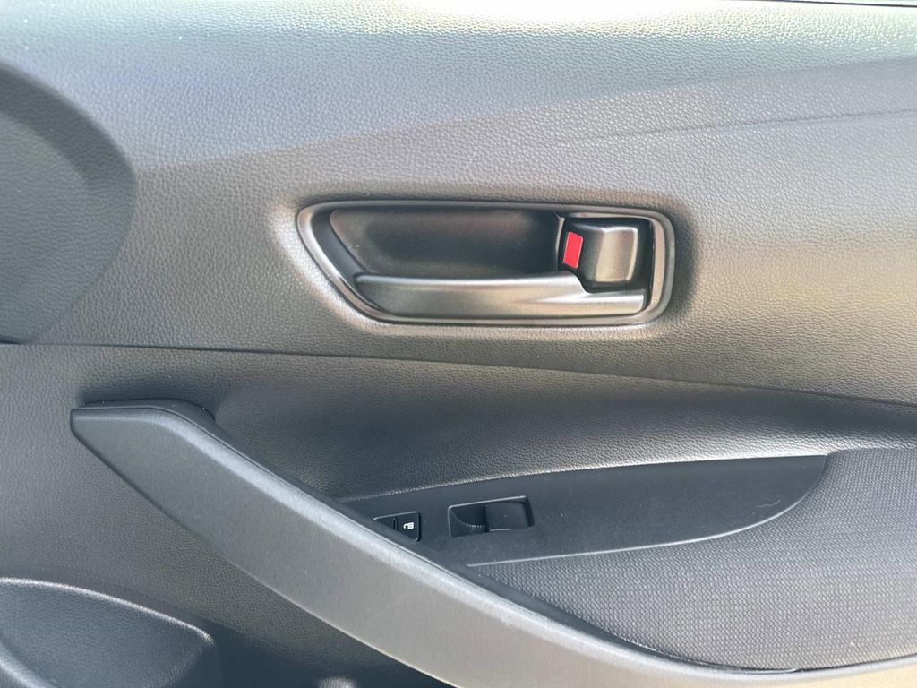 Used 2024 Toyota Corolla LE image 15