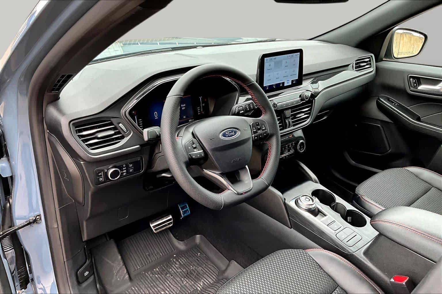 Used 2024 Ford Escape ST-Line w/ Equipment Group 301A FWD image 18