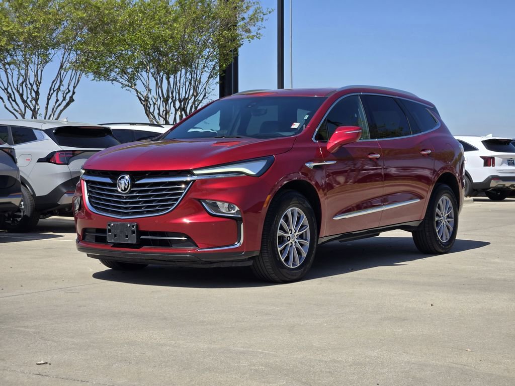 Used 2024 Buick Enclave Premium image 2