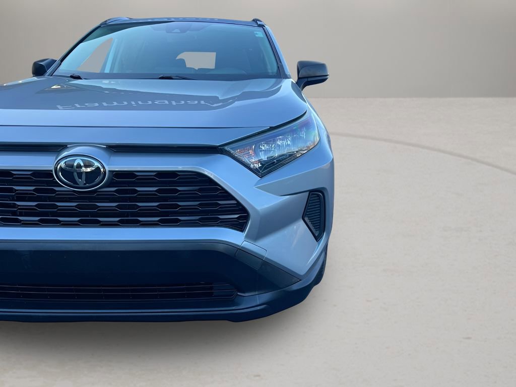 Used 2019 Toyota RAV4 LE image 22