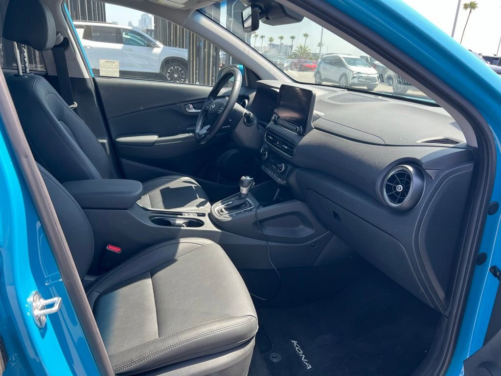 Used 2022 Hyundai Kona Limited FWD image 14