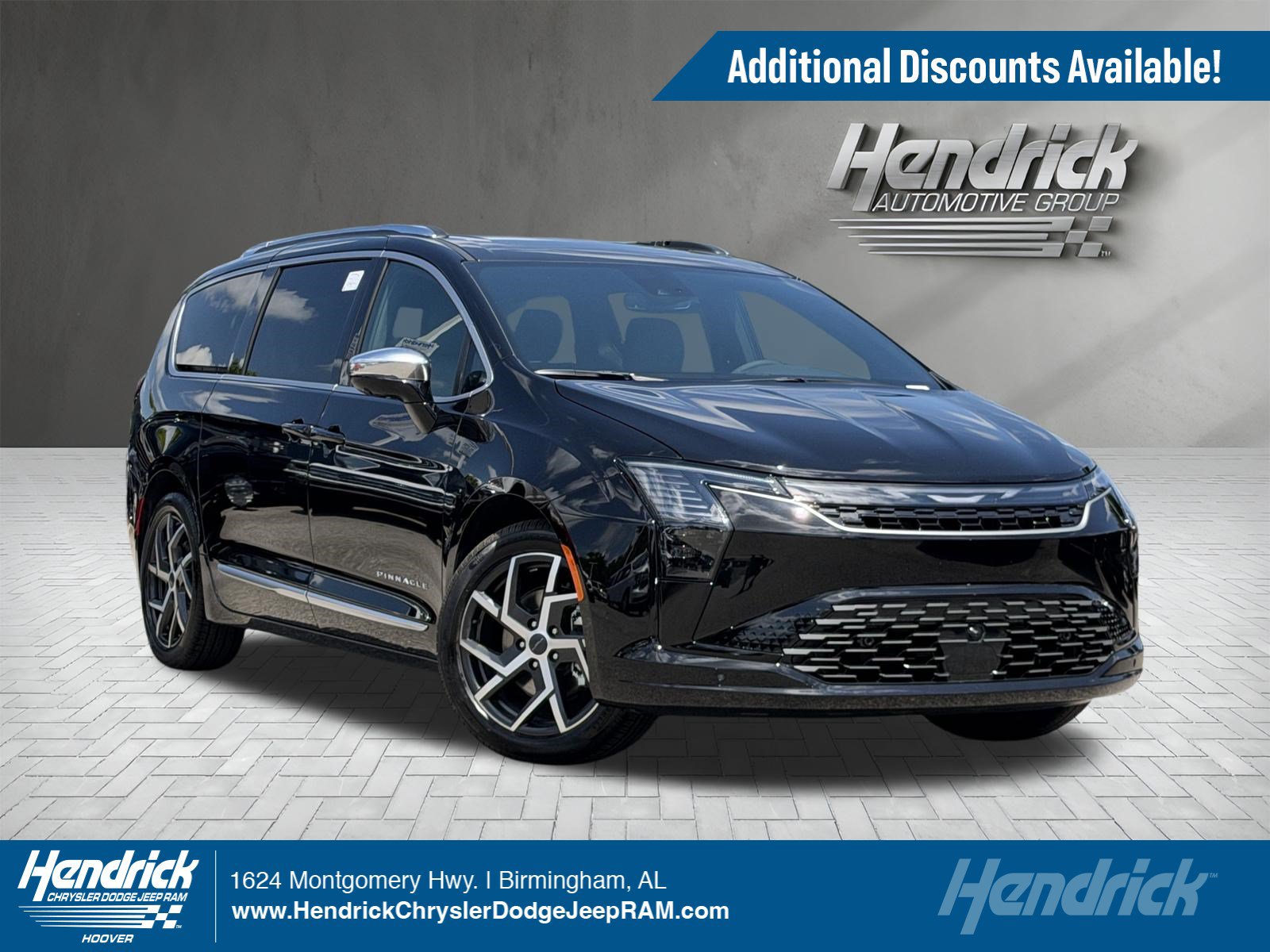 New 2027 Chrysler Pacifica Pinnacle w/ Theater Group FWD image 1