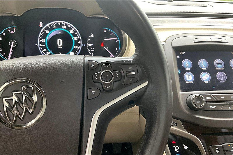 Used 2016 Buick LaCrosse Leather FWD image 12