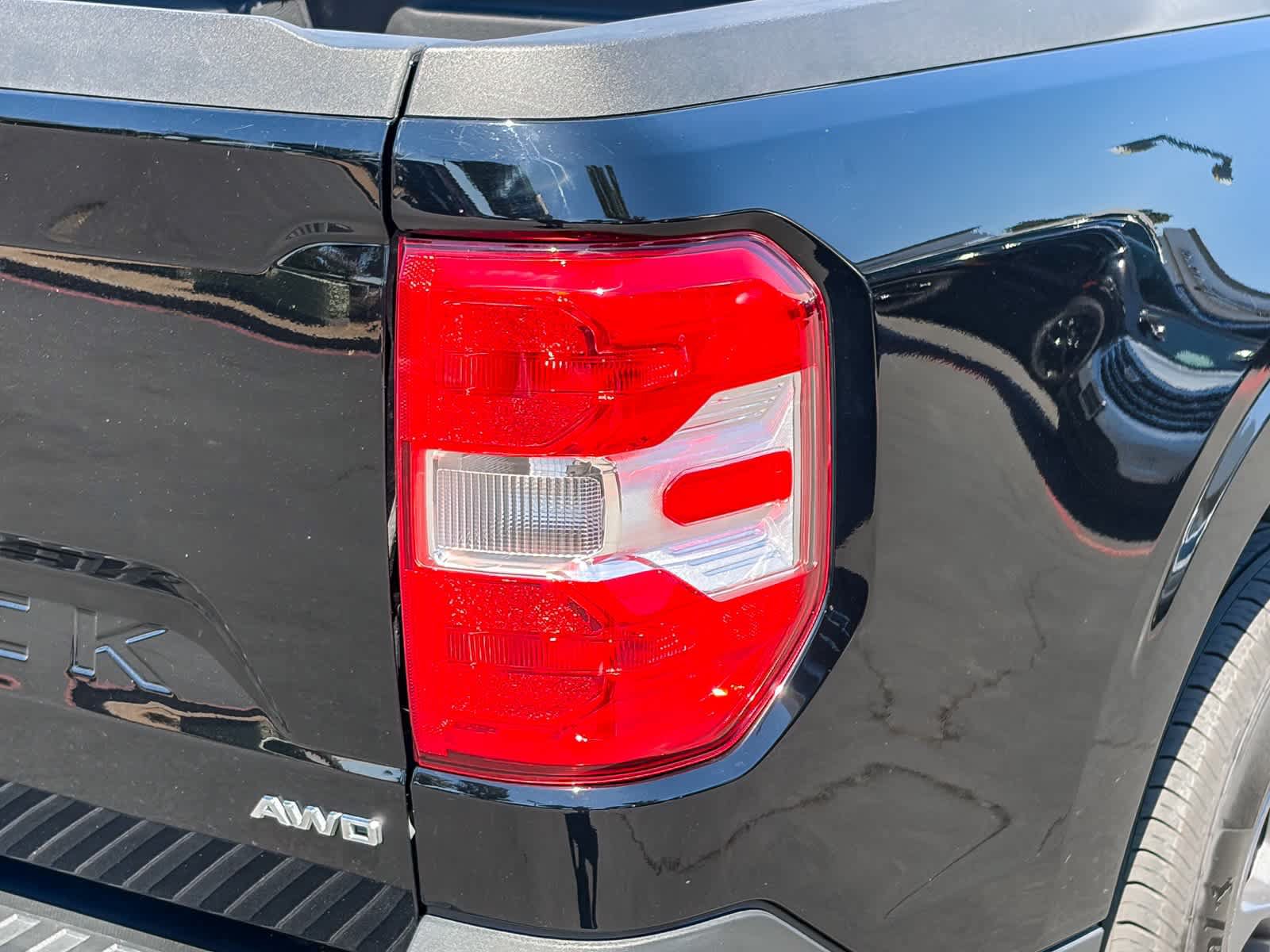 Used 2022 Ford Maverick XLT w/ Equipment Group 300A Standard AWD/4WD image 6