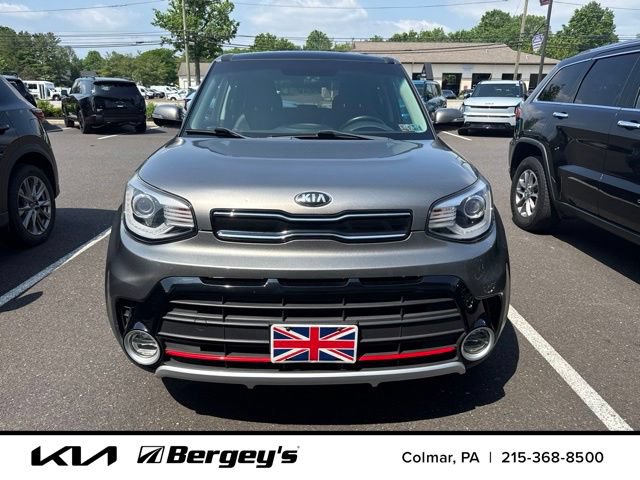 Used 2018 Kia Soul ! w/ Tech Package FWD image 2