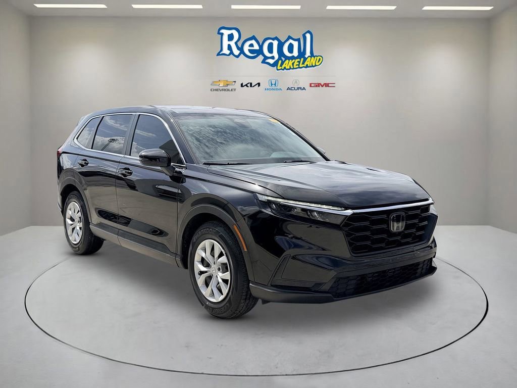 Used 2023 Honda CR-V LX image 1