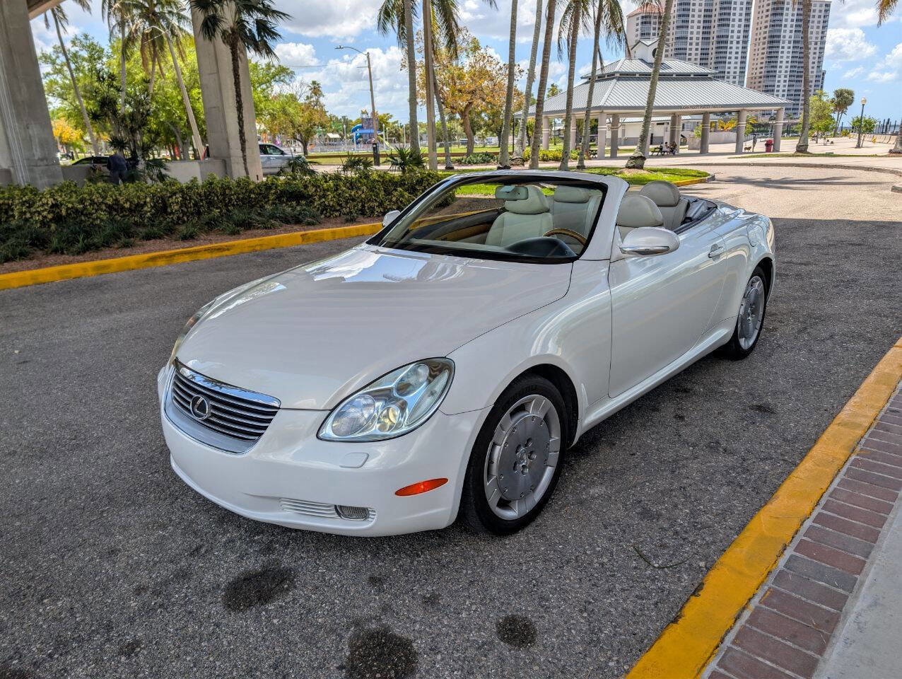 Used 2005 Lexus SC 430 Convertible image 2