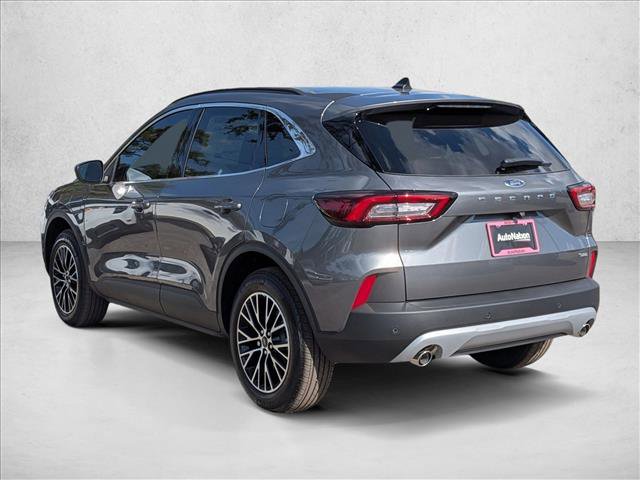 New 2026 Ford Escape PHEV image 8