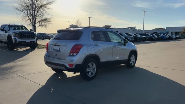 Certified 2021 Chevrolet Trax LT w/ LT Convenience Package image 8