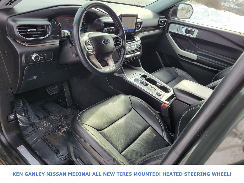 Used 2022 Ford Explorer Limited w/ Equipment Group 301A image 25