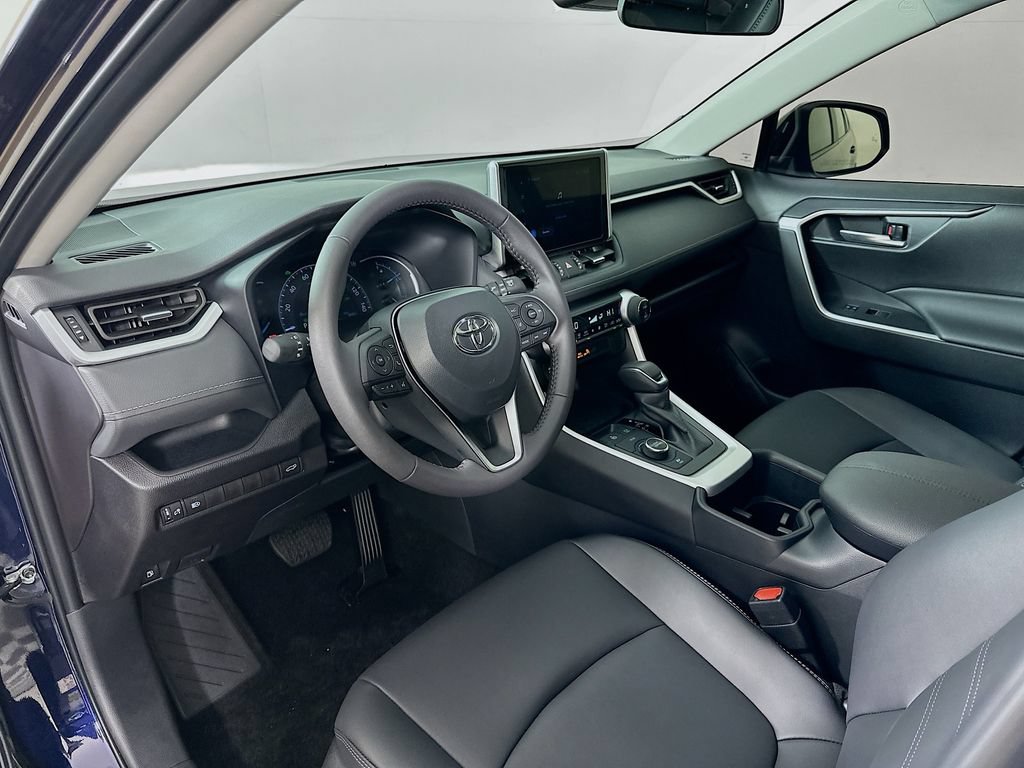 Certified 2025 Toyota RAV4 XLE Premium AWD/4WD image 9