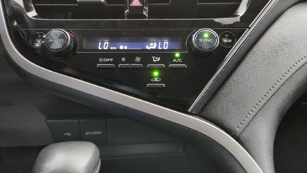Certified 2024 Toyota Camry SE FWD image 29
