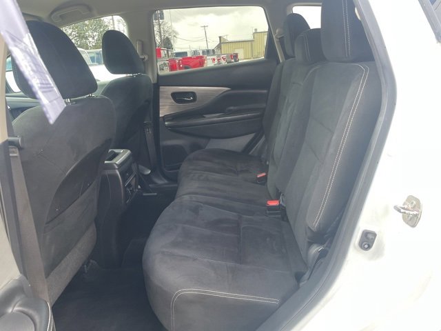 Used 2017 Nissan Murano SV image 9