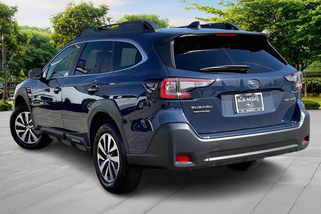 Certified 2025 Subaru Outback Premium image 4