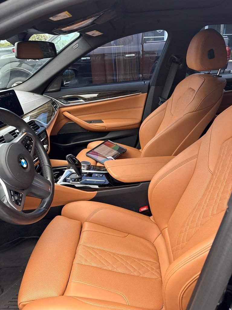 Certified 2023 BMW 540i w/ M Sport Package RWD image 4