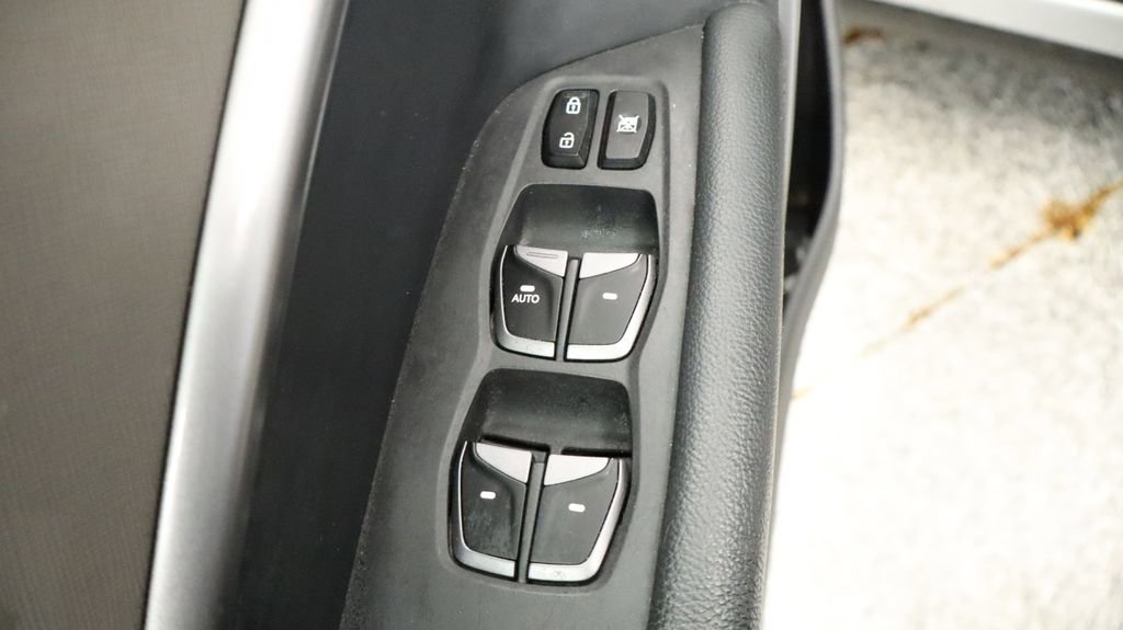 Used 2013 Hyundai Santa Fe Sport w/ Popular Equipment Pkg image 25