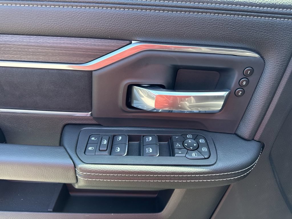 New 2026 RAM 2500 Laramie w/ Night Edition AWD/4WD image 9