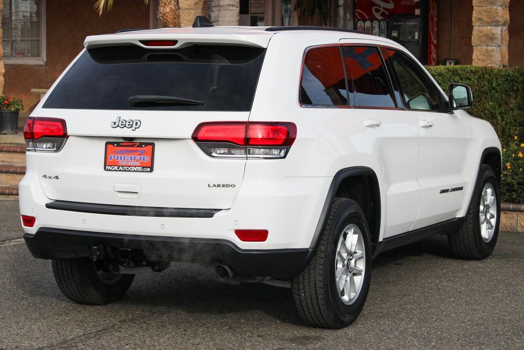Used 2020 Jeep Grand Cherokee Laredo image 10