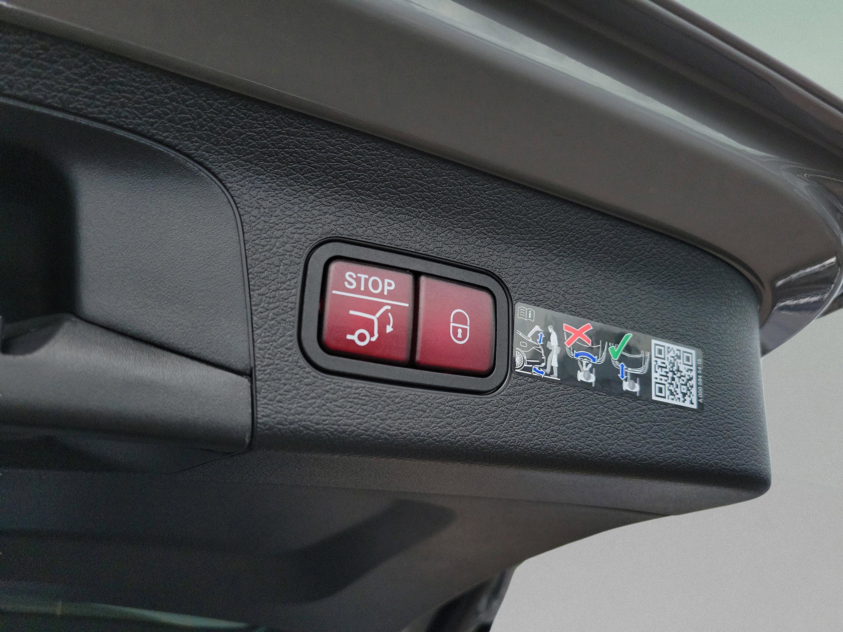 New 2026 Mercedes-Benz GLS 450 4MATIC image 6