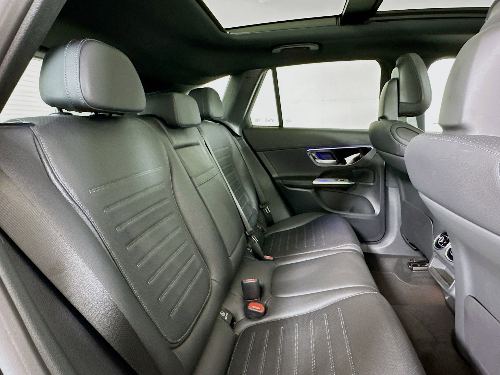 New 2026 Mercedes-Benz GLC 300 image 29