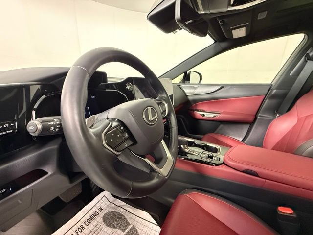 Used 2025 Lexus NX 350h AWD w/ Accessory Package (2T) image 7