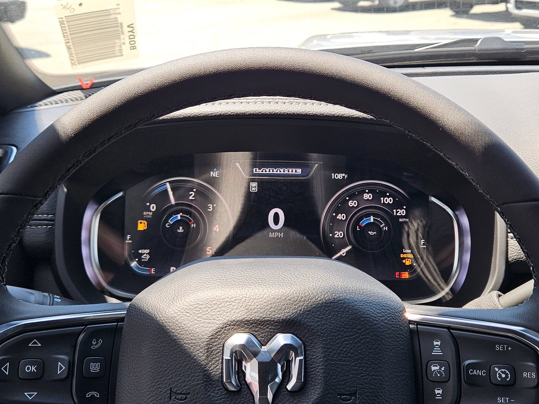 New 2026 RAM 2500 Laramie AWD/4WD image 14