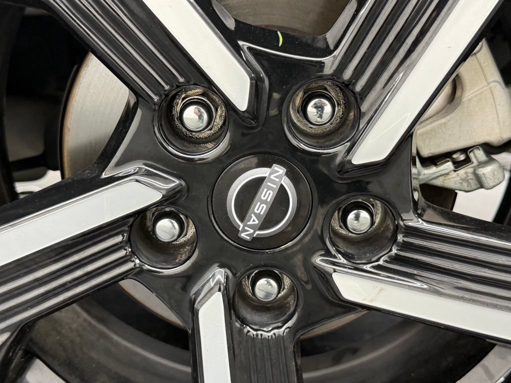 Used 2024 Nissan Sentra SV FWD image 17