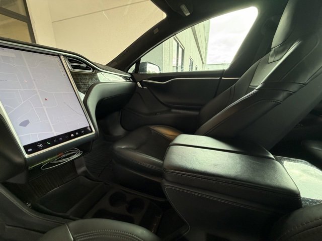 Used 2015 Tesla Model S 90D image 12