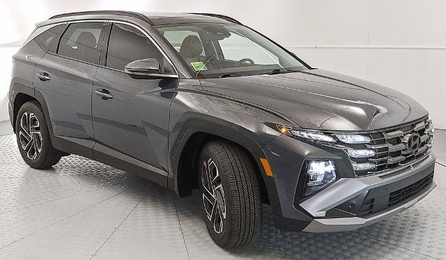Used 2025 Hyundai Tucson Limited FWD image 1