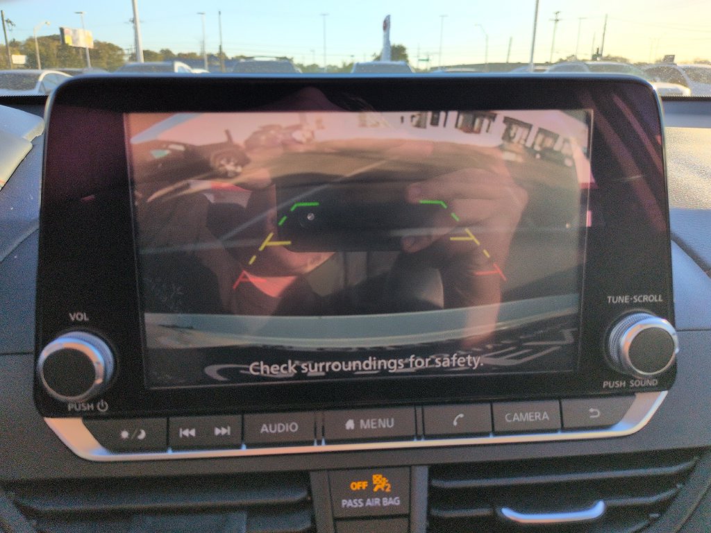 Used 2021 Nissan Altima 2.5 SR FWD image 21