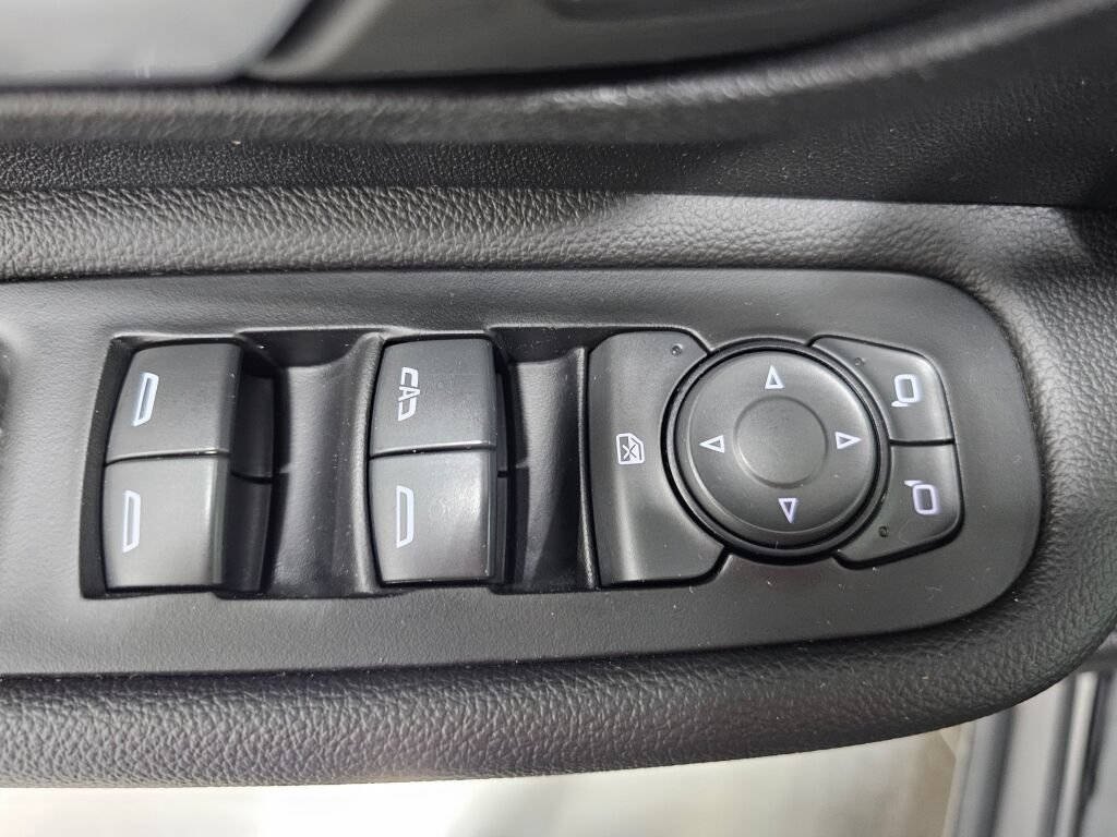 Used 2022 GMC Terrain SLT AWD/4WD image 26