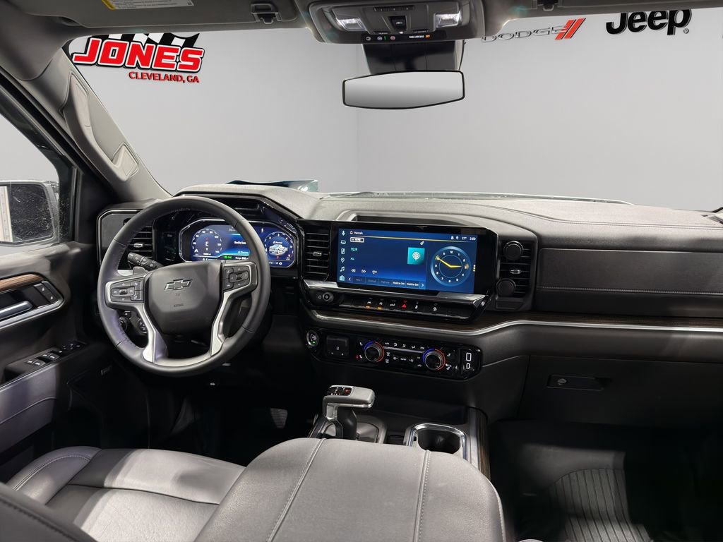 Used 2025 Chevrolet Silverado 1500 RST image 19